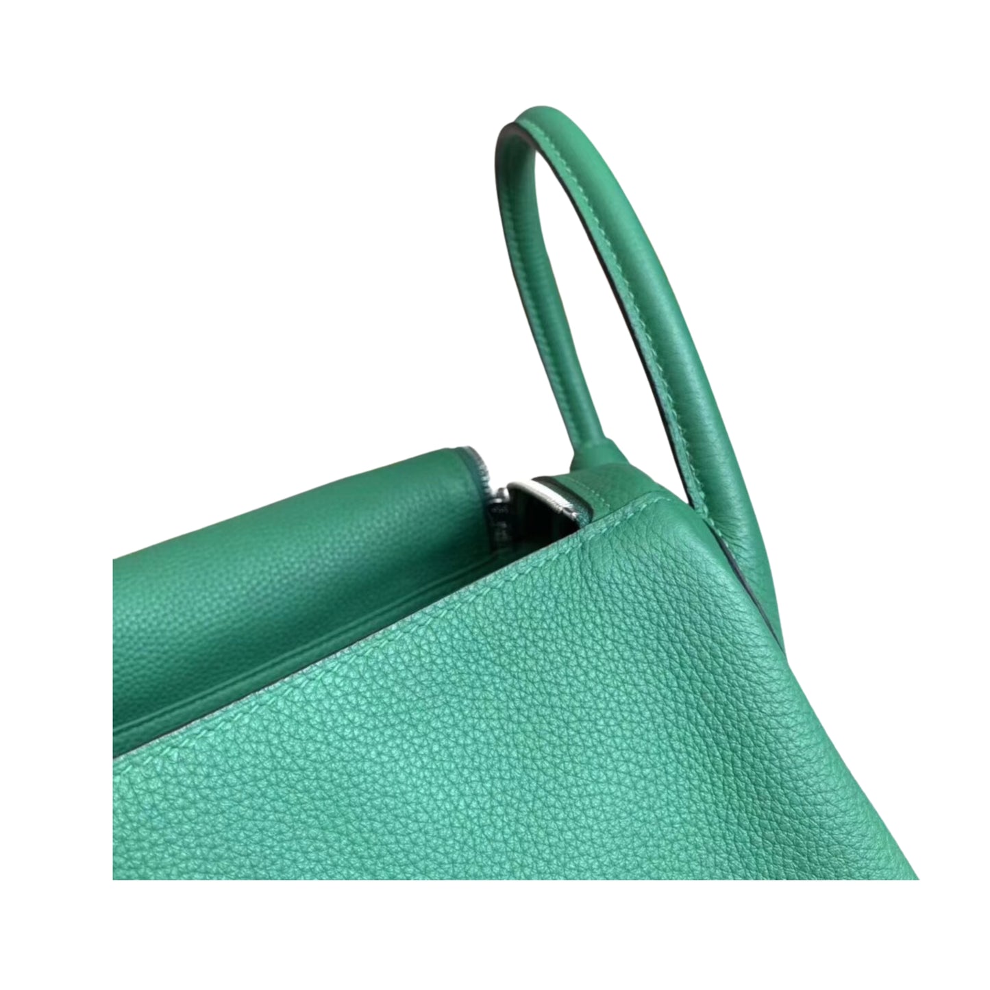Hermès Lindy 26 Green Cow Leather Golden or Palladium Hardware